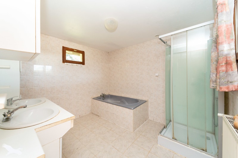 Vente Maison DONNEZAC - 4 pièces -125 m² - (33860)