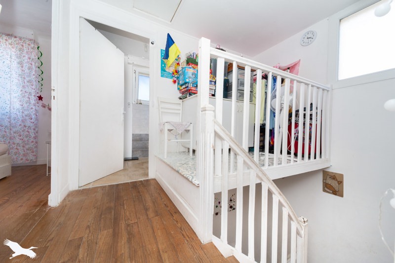 Vente Immeuble MONTENDRE - -  323 m² - (17130)