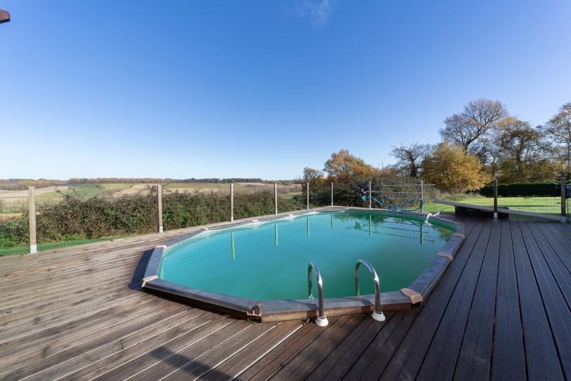 Vente Maison POMMIERS MOULONS - 10 pièces -357 m² - (17130)