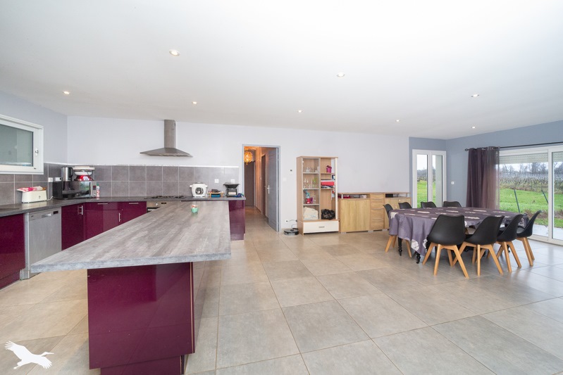 Vente Maison SALIGNAC DE MIRAMBEAU - 5 pièces -144 m² - (17130)