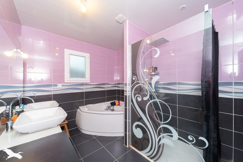 Vente Maison SALIGNAC DE MIRAMBEAU - 5 pièces -144 m² - (17130)