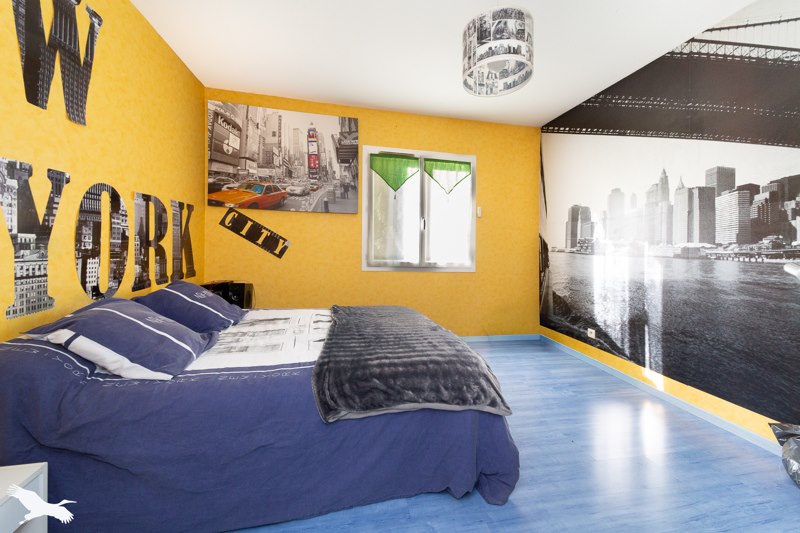 Vente Maison CHEPNIERS - 7 pièces -200 m² - (17210)