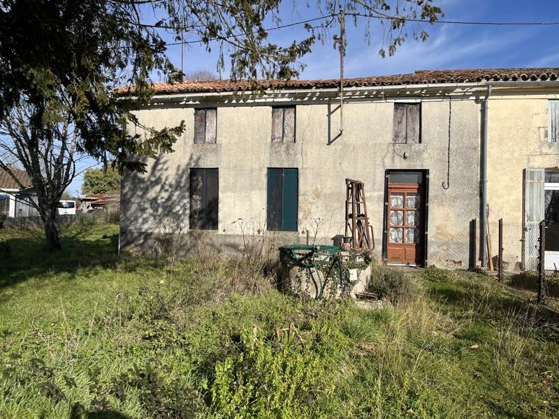 Vente Maison CHARTUZAC - 3 pièces -88 m² - (17130)