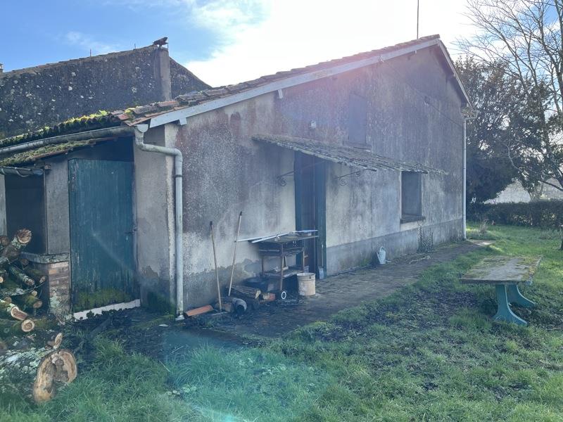 Vente Maison CHARTUZAC - 3 pièces -88 m² - (17130)