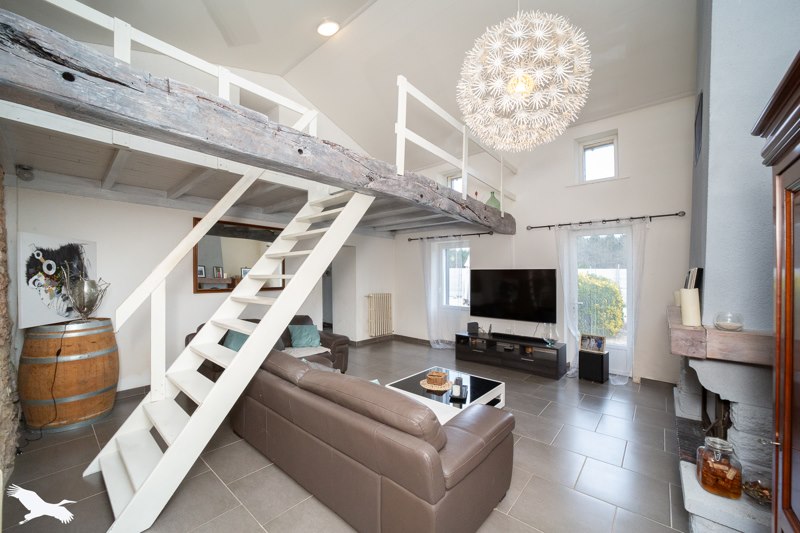 Vente Maison DONNEZAC - 6 pièces -200 m² - (33860)
