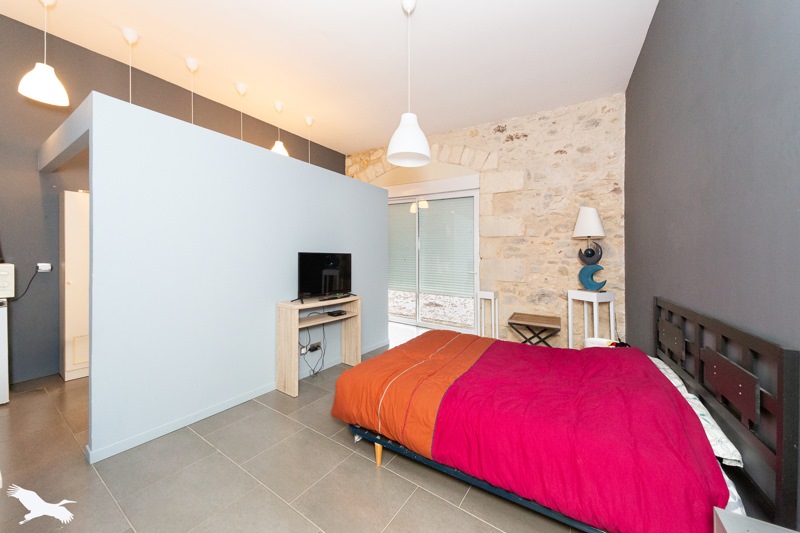 Vente Maison DONNEZAC - 6 pièces -200 m² - (33860)