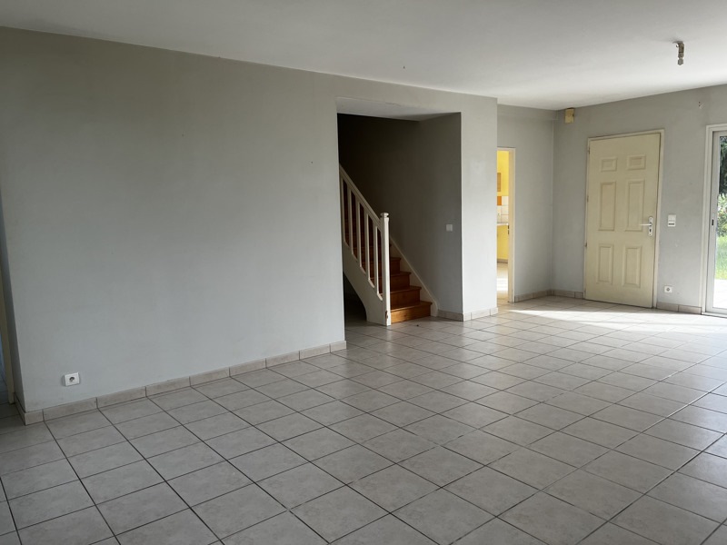 Vente Maison REIGNAC - 3 pièces -106 m² - (33860)