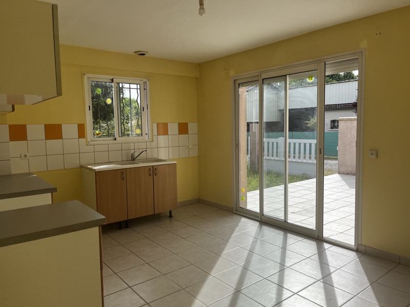 Vente Maison REIGNAC - 3 pièces -106 m² - (33860)