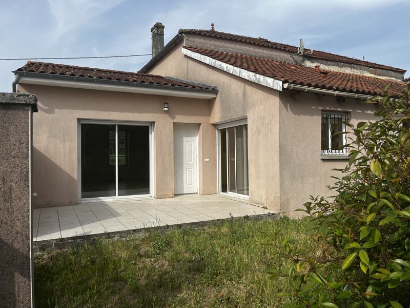 Vente Maison REIGNAC - 3 pièces -106 m² - (33860)