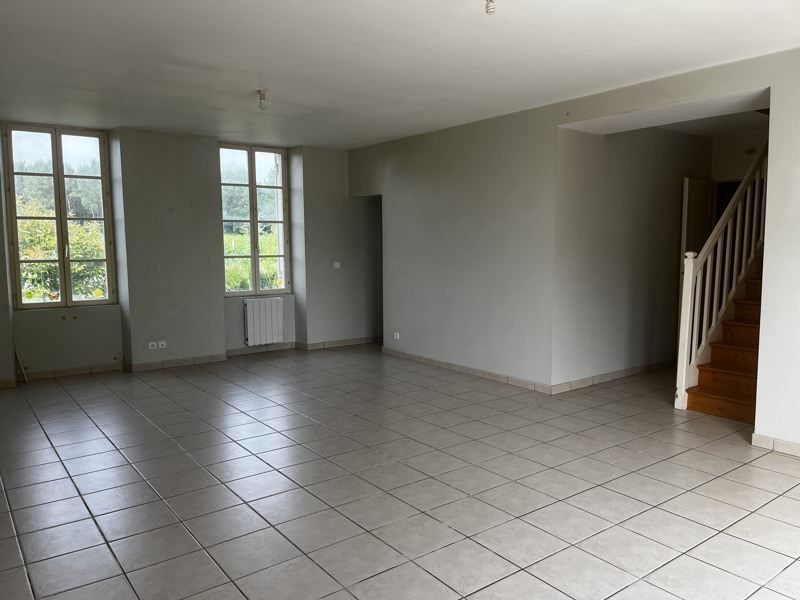 Vente Maison REIGNAC - 3 pièces -106 m² - (33860)