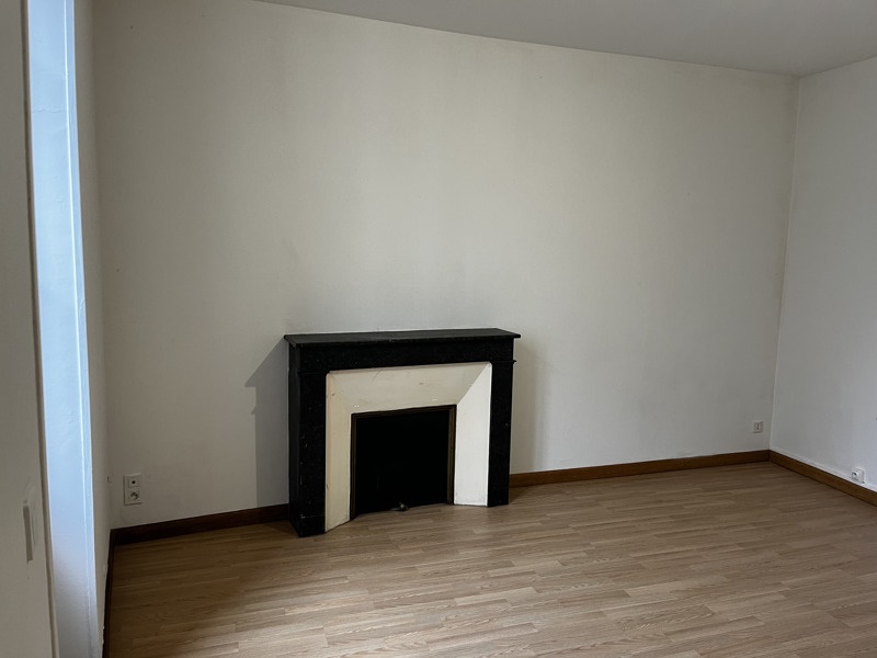 Vente Immeuble MONTENDRE - -  300 m² - (17130)
