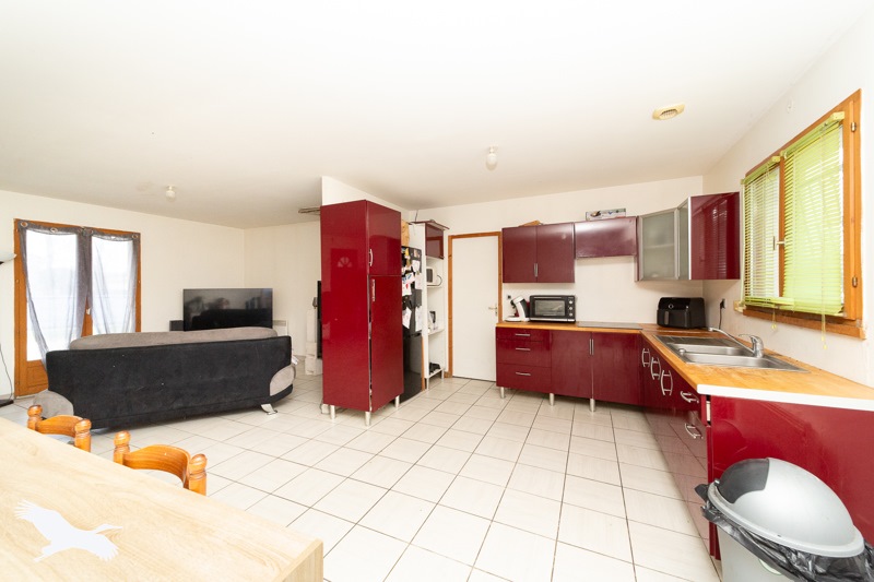 Vente Maison BUSSAC FORET - 4 pièces -91 m² - (17210)