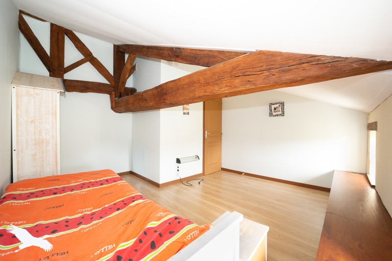 Vente Maison ROUFFIGNAC - 6 pièces -163 m² - (17130)