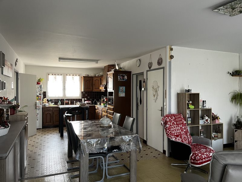 Vente Maison CHEPNIERS - 4 pièces -102 m² - (17210)
