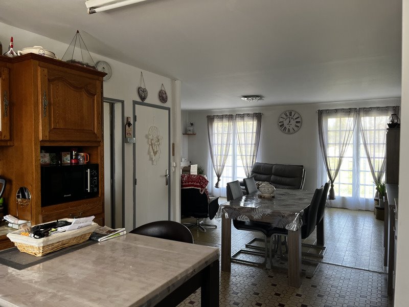 Vente Maison CHEPNIERS - 4 pièces -102 m² - (17210)