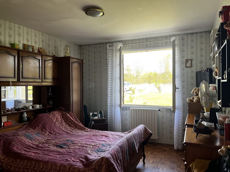 Vente Maison CHEPNIERS - 4 pièces -102 m² - (17210)