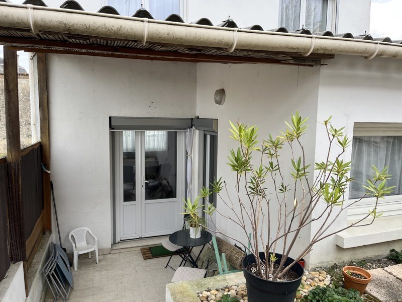 Vente Maison MONTENDRE - 4 pièces -79 m² - (17130)