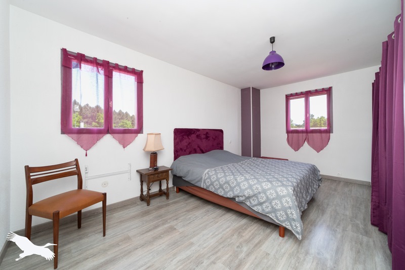 Vente Maison BUSSAC FORET - 10 pièces -309 m² - (17210)