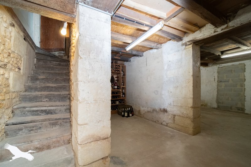 Vente Maison MONTENDRE - 8 pièces -388 m² - (17130)