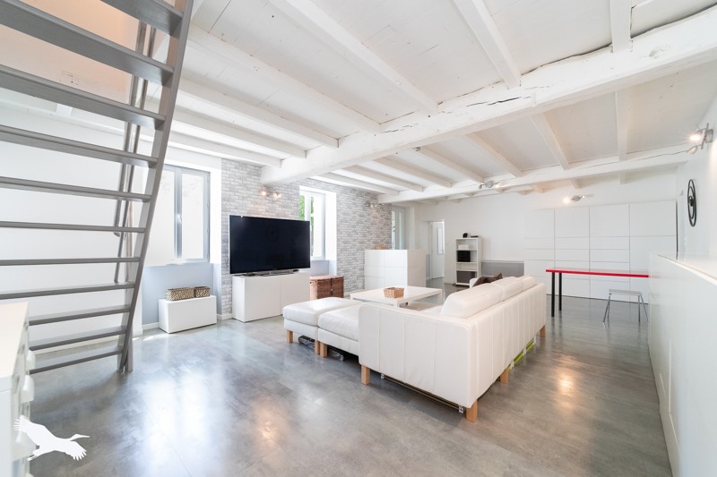 Vente Maison BUSSAC FORET - 5 pièces -121 m² - (17210)