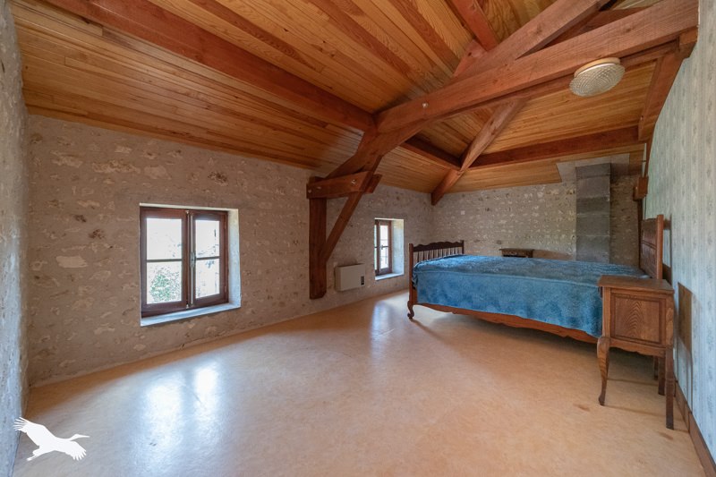 Vente Maison CHATENET - 7 pièces -280 m² - (17210)