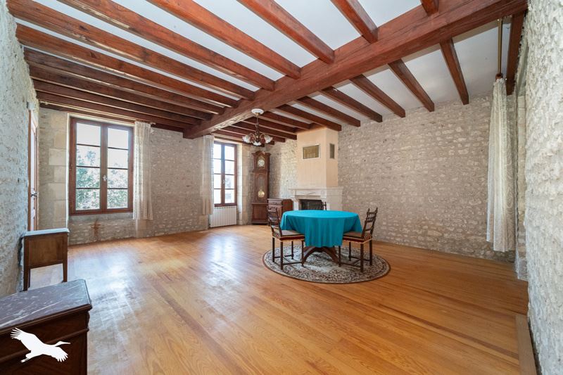 Vente Maison CHATENET - 7 pièces -280 m² - (17210)