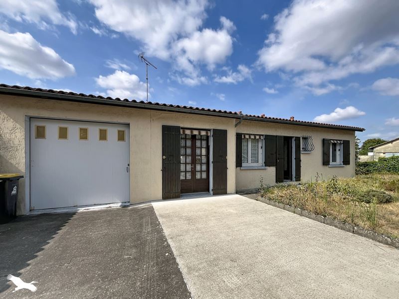 Vente Maison MONTENDRE 17130 4 pièces - 104 m²