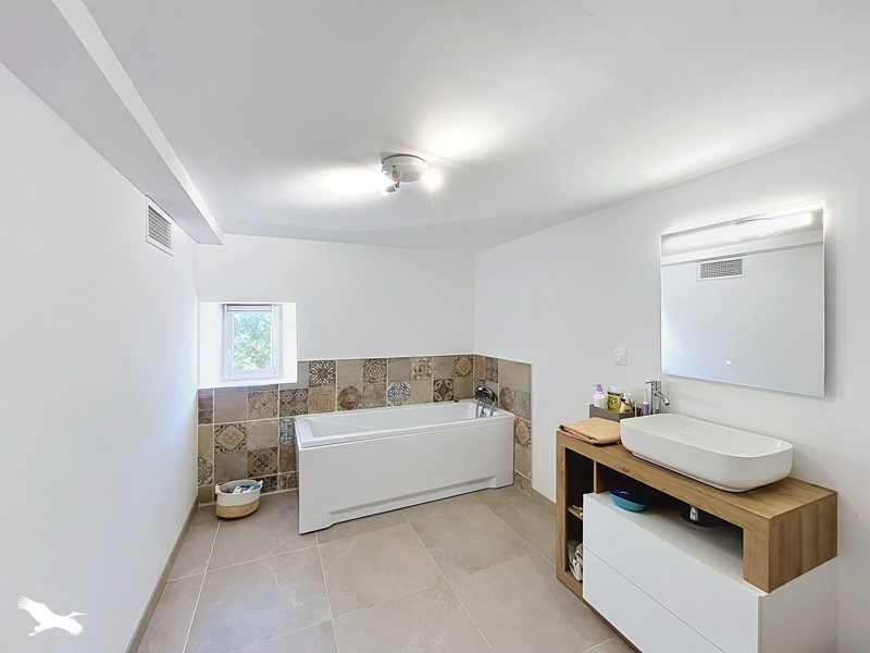 Vente Maison Rouffignac - 4 pièces -181 m² - (17130)