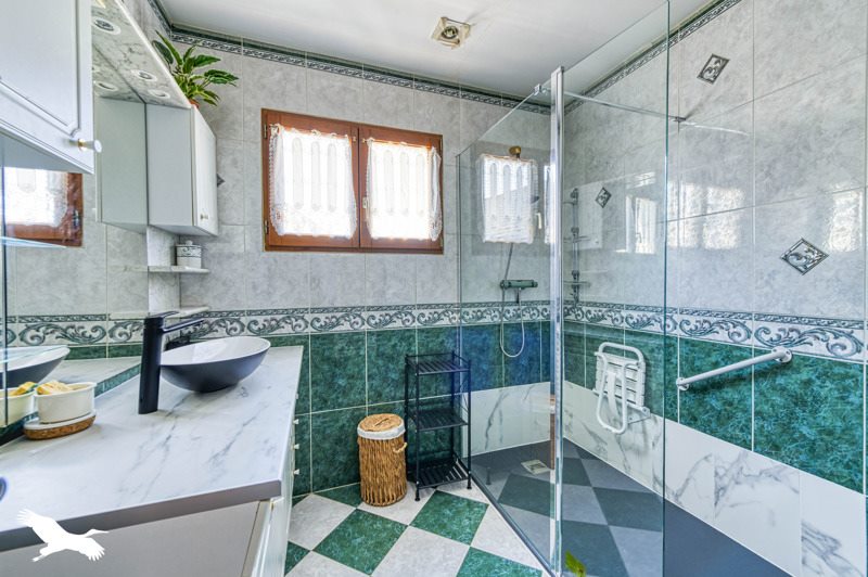 Vente Maison AUVERS SUR OISE - 6 pièces -125 m² - (95430)