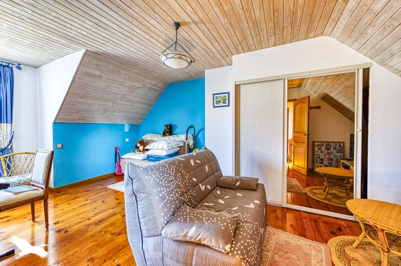 Vente Maison AUVERS SUR OISE - 6 pièces -125 m² - (95430)