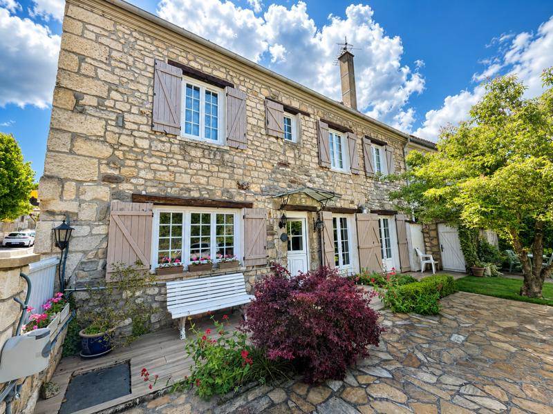 Vente Maison HEROUVILLE EN VEXIN - 6 pièces -144 m² - (95300)