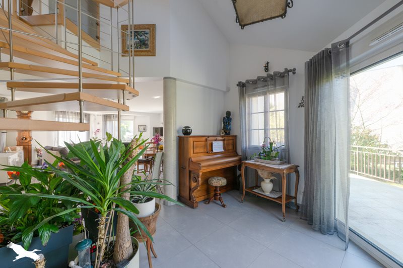 Vente Maison AUVERS SUR OISE - 8 pièces -185 m² - (95430)