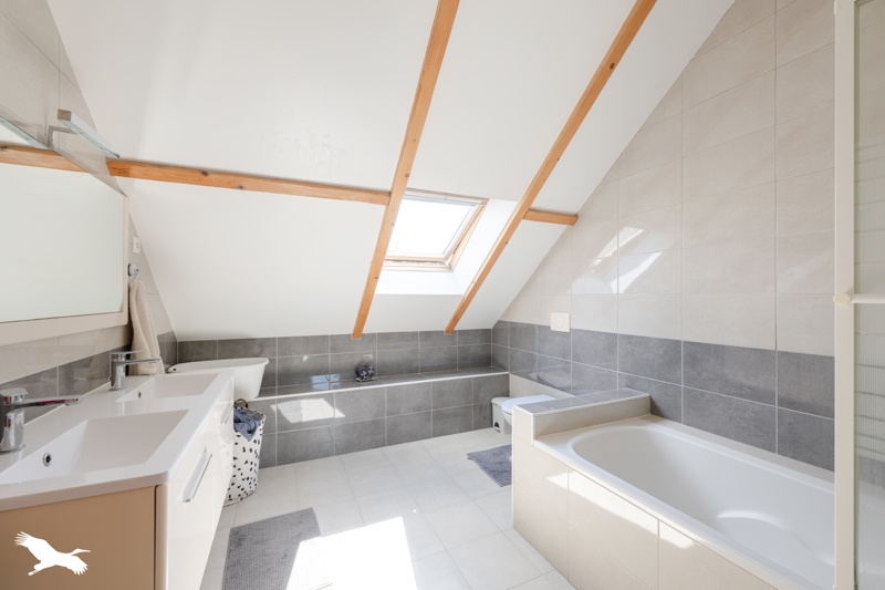 Vente Maison AUVERS SUR OISE - 6 pièces -129 m² - (95430)