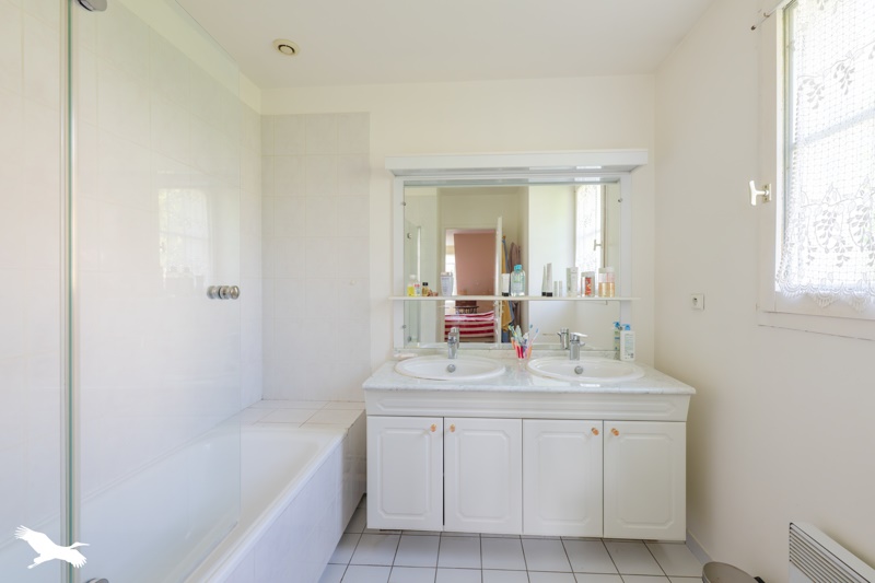Vente Maison AUVERS SUR OISE - 5 pièces -130 m² - (95430)