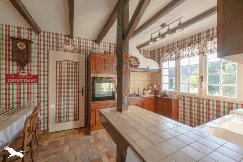 Vente Maison AUVERS SUR OISE - 8 pièces -150 m² - (95430)