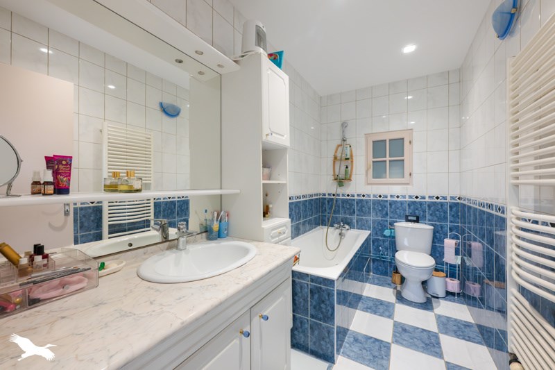 Vente Maison CHANTELOUP LES VIGNES - 6 pièces -140 m² - (78570)