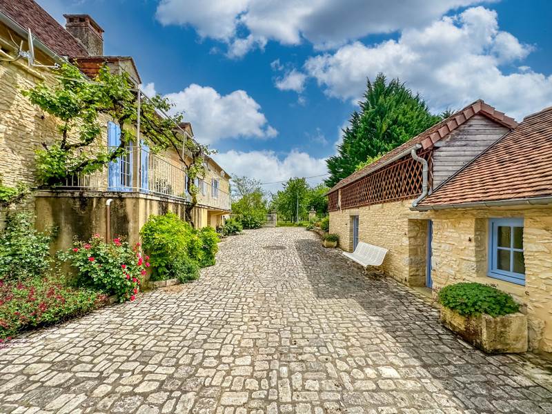 Vente Maison TEMPLE LAGUYON - 4 pièces -129 m² - (24390)