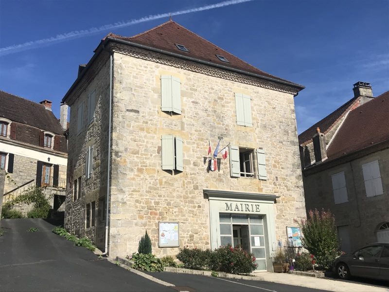 Vente Maison BADEFOLS D ANS - 9 pièces -241 m² - (24390)
