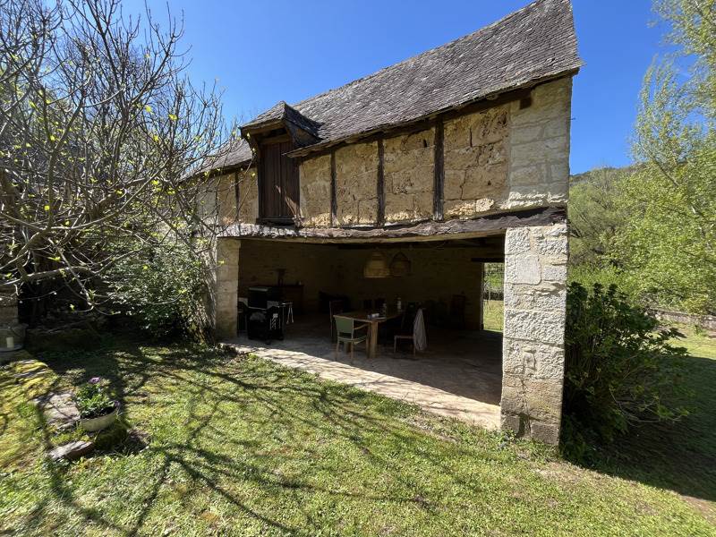 Vente Maison CONDAT SUR VEZERE - 5 pièces -101 m² - (24570)