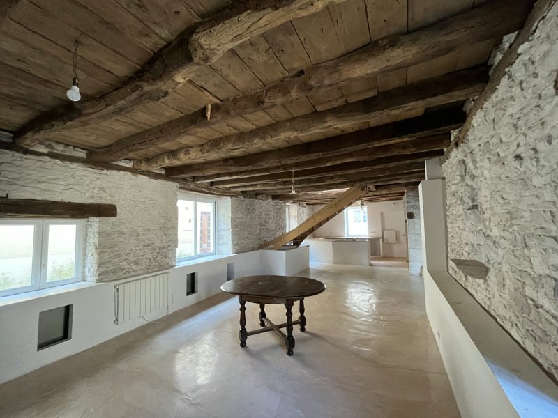 Vente Maison CONDAT SUR VEZERE - 3 pièces -135 m² - (24570)