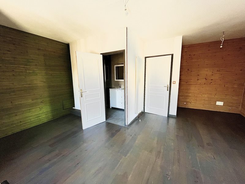 Vente Maison CONDAT SUR VEZERE - 5 pièces -194 m² - (24570)