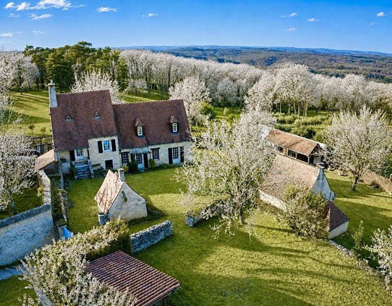 Vente Maison COLY ST AMAND - 4 pièces -157 m² - (24290)