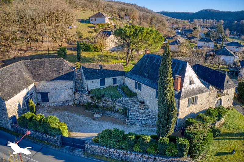 Vente Maison CONDAT SUR VEZERE - 7 pièces -222 m² - (24570)