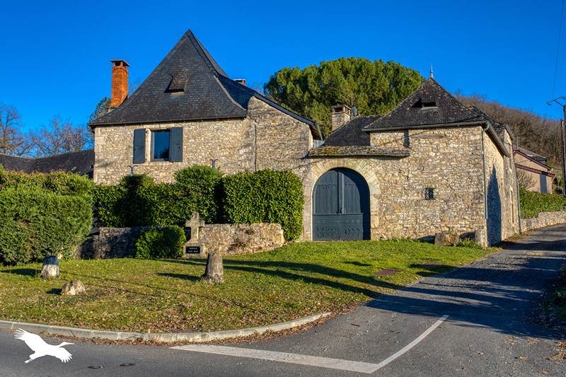 Vente Maison CONDAT SUR VEZERE - 7 pièces -222 m² - (24570)