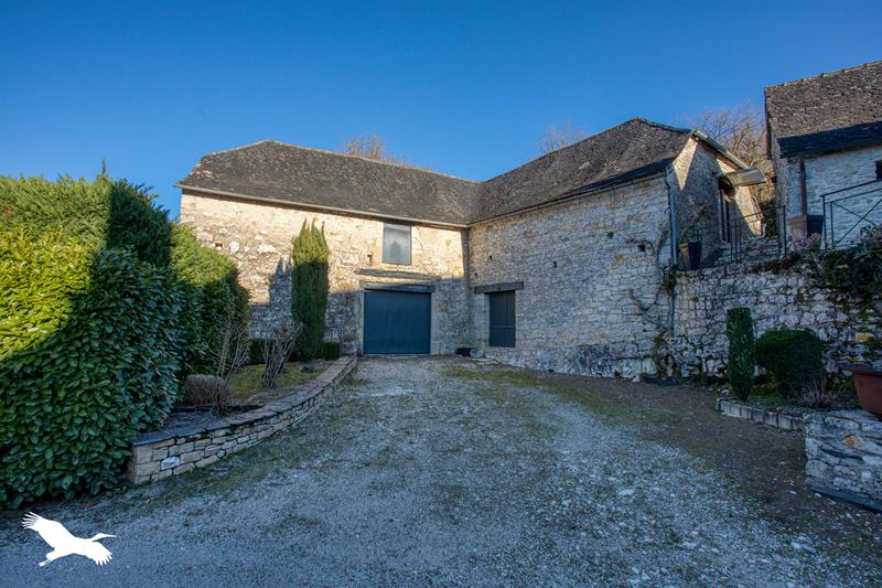 Vente Maison CONDAT SUR VEZERE - 7 pièces -222 m² - (24570)