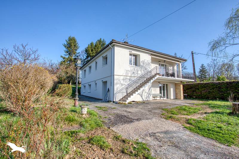 Vente Maison AZERAT - 8 pièces -230 m² - (24210)