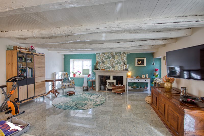 Vente Maison LIMEYRAT - 9 pièces -277 m² - (24210)
