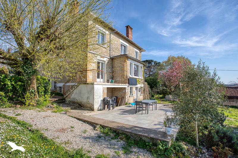 Vente Maison THENON - 7 pièces -160 m² - (24210)