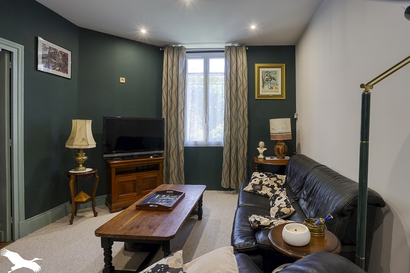 Vente Maison THENON - 12 pièces -220 m² - (24210)