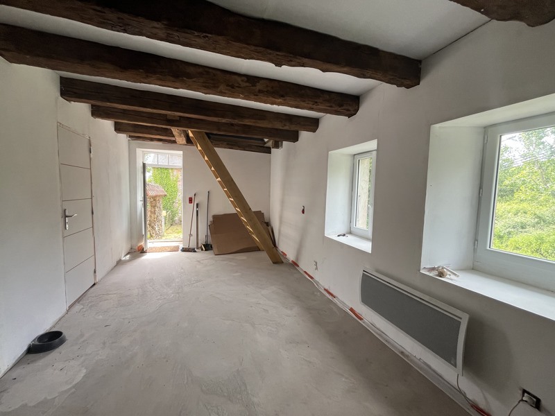 Vente Maison CHATRES - 2 pièces -61 m² - (24120)
